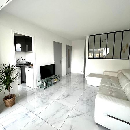 Studio 4 Couchages A 12 Min De La Plage A Pied Avec Wifi, Le Parking Est En Option 昂蒂布 外观 照片