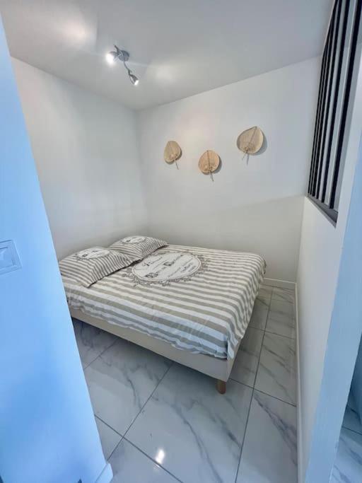 Studio 4 Couchages A 12 Min De La Plage A Pied Avec Wifi, Le Parking Est En Option 昂蒂布 外观 照片