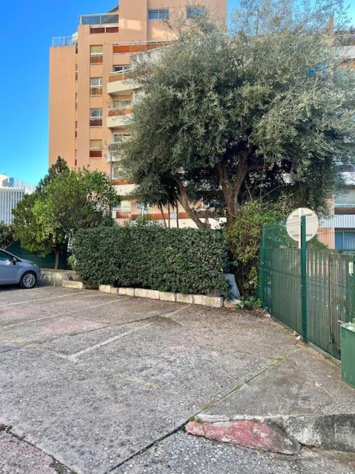 Studio 4 Couchages A 12 Min De La Plage A Pied Avec Wifi, Le Parking Est En Option 昂蒂布 外观 照片